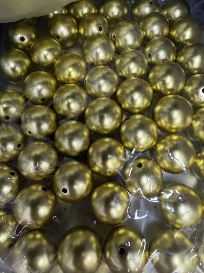 10-2 20mm acrylic beads